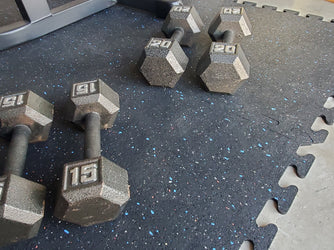 INTERLOCKING RUBBER GYM TILES