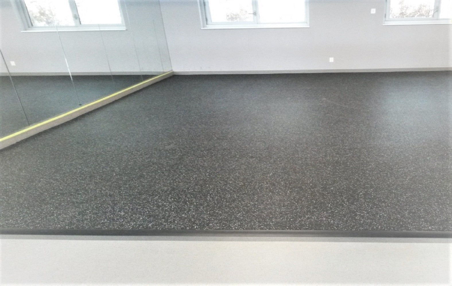 Interlocking Rubber Gym Tiles  Gray - FitFloors Installed
